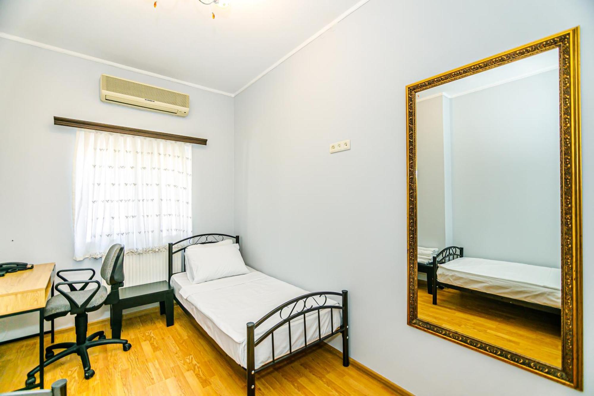 Azneft Royal Suite Apartment Sea View Баку Екстериор снимка
