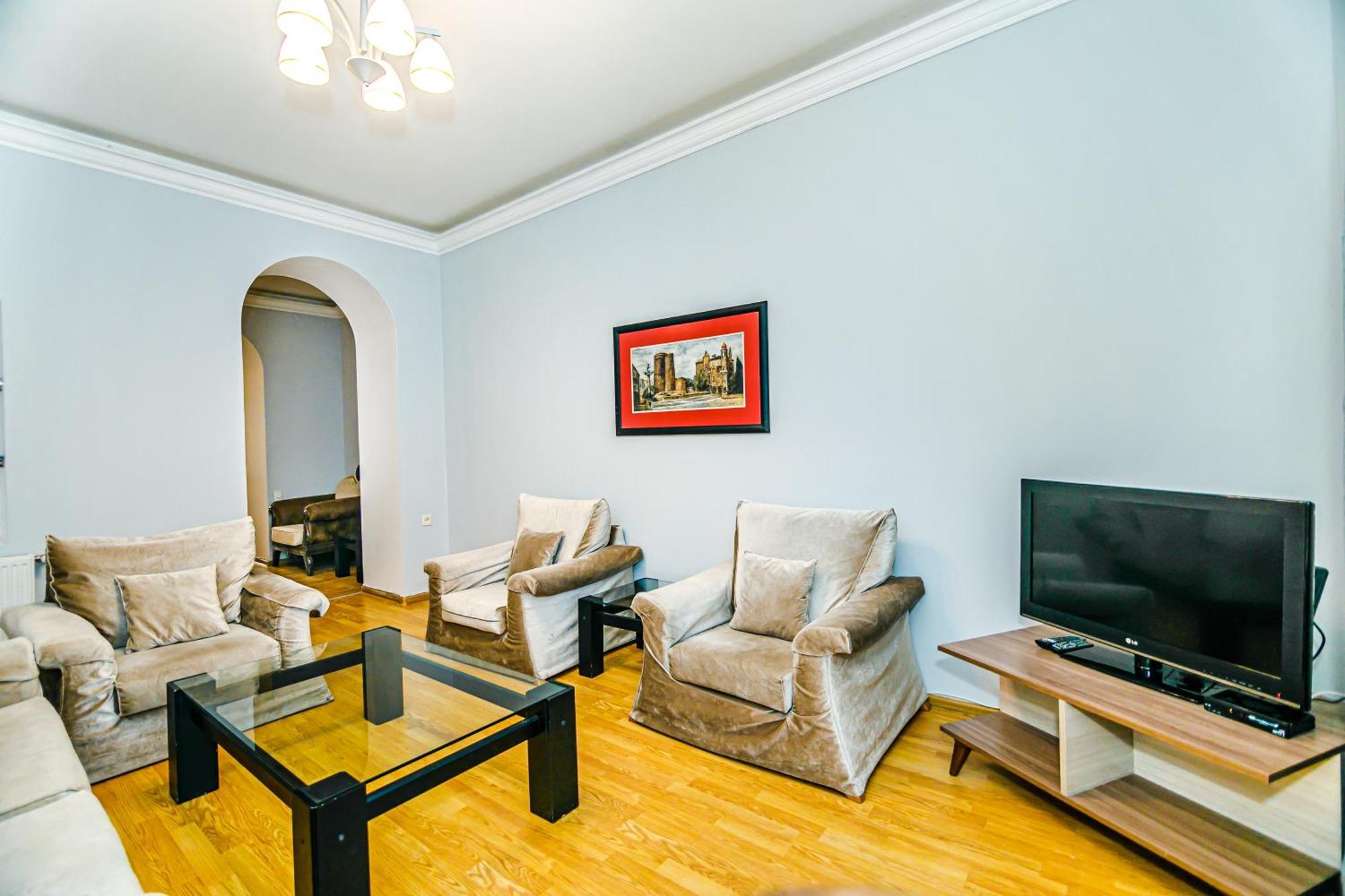 Azneft Royal Suite Apartment Sea View Баку Екстериор снимка